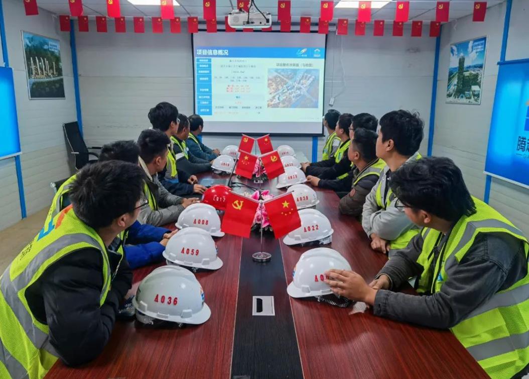 奮斗正當(dāng)時(shí)②|熱火朝天！看騰越如何跑出建設(shè)“加速度”